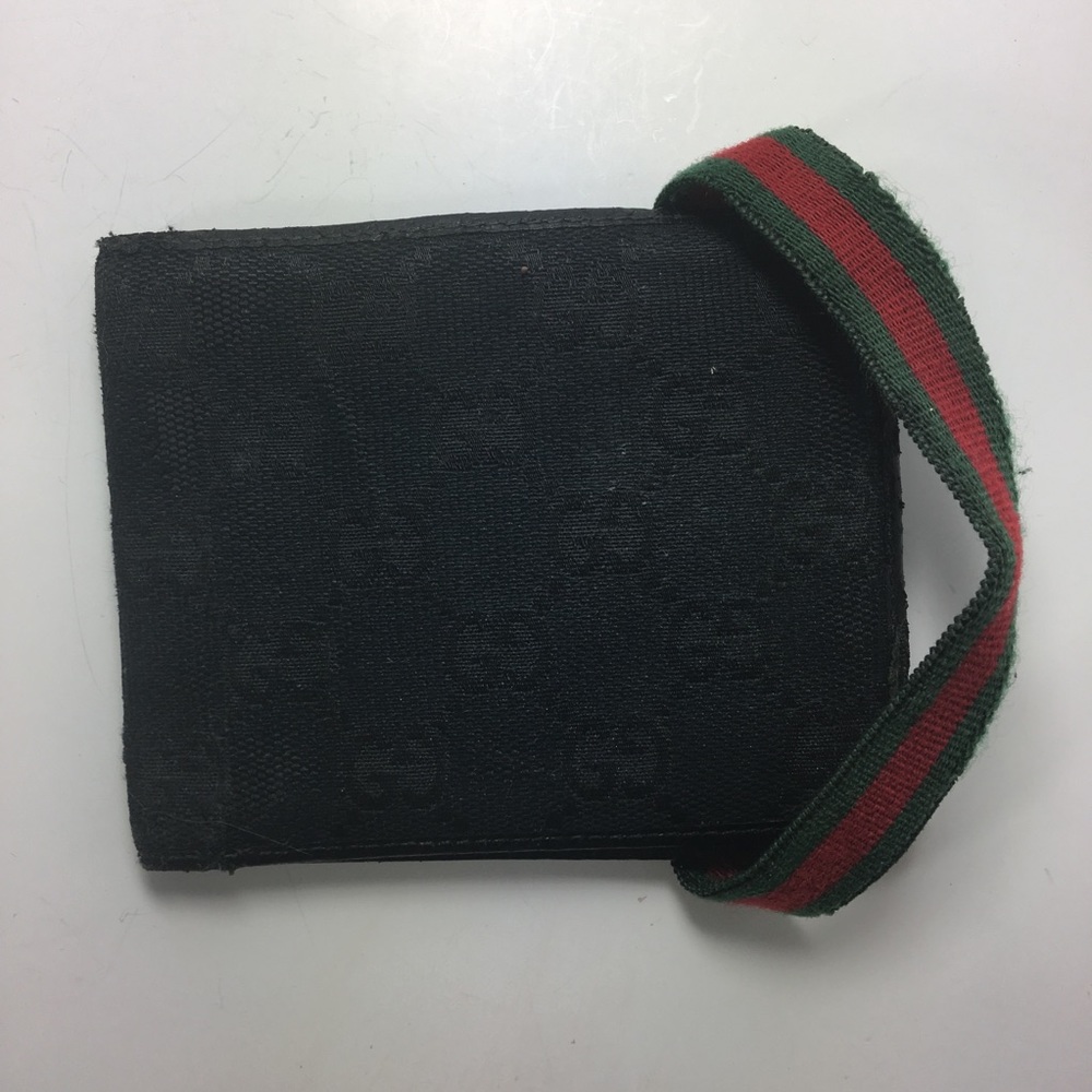 Scrap Gucci wallet